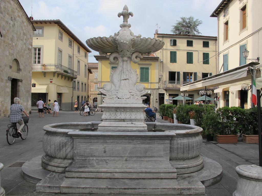 Appartement La Stagione Dell'Arte à Camaiore Extérieur photo