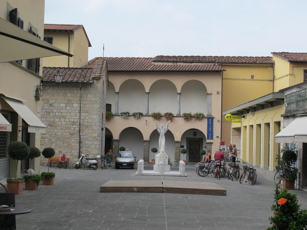 Appartement La Stagione Dell'Arte à Camaiore Extérieur photo